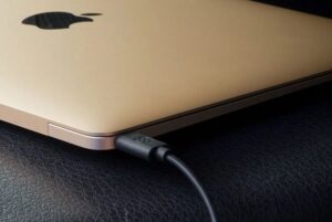 best car power inverter 1000 watts for laptop